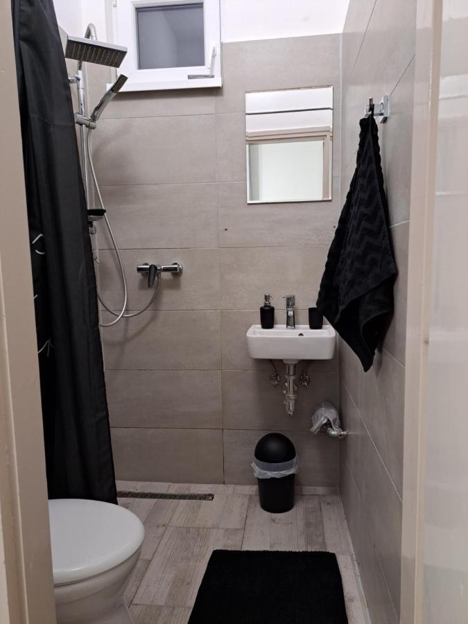 Belvarosi Lux Apartman วาชาโรชนาเมนี ภายนอก รูปภาพ
