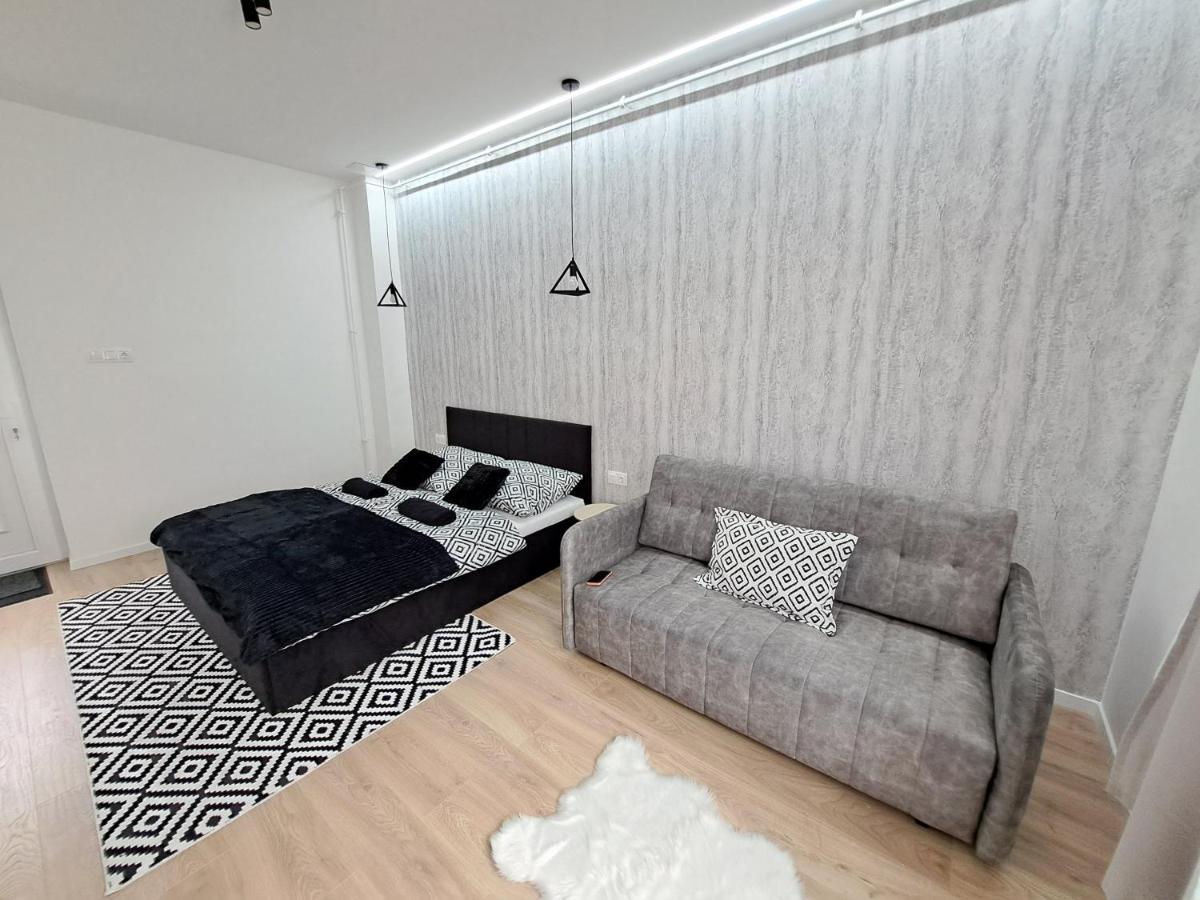 Belvarosi Lux Apartman วาชาโรชนาเมนี ภายนอก รูปภาพ